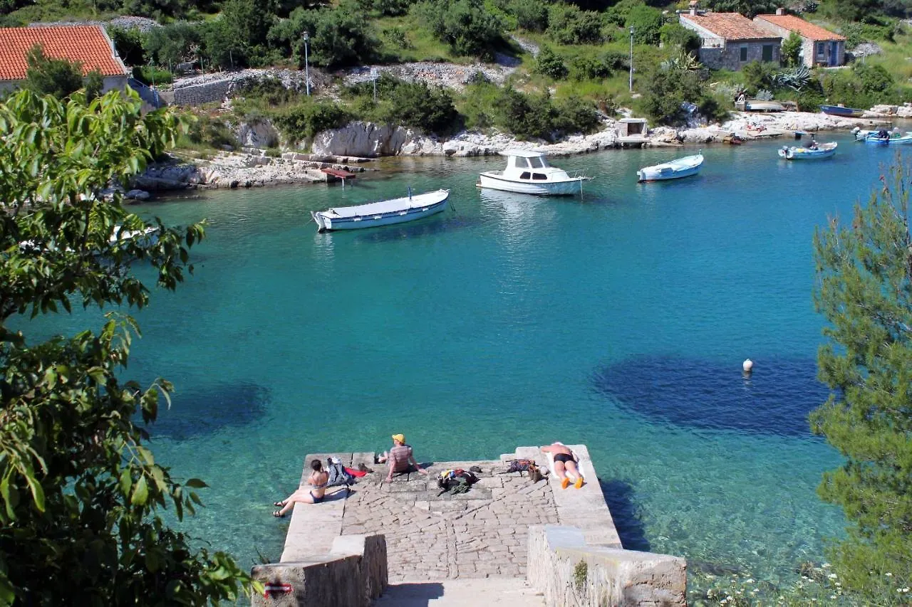 Apartments With A Parking Space Mali Losinj Croatia