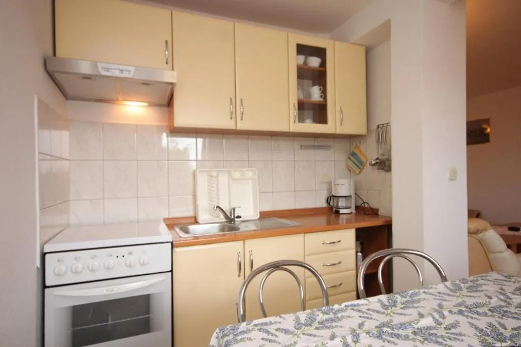 Apartments With A Parking Space Mali Losinj