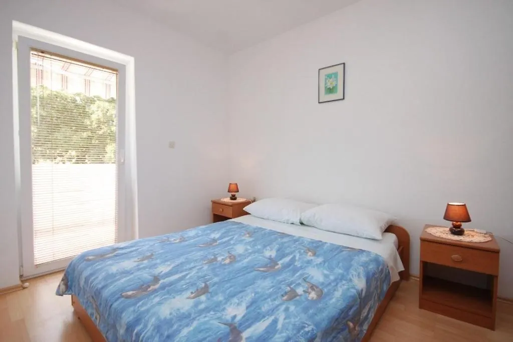 Apartments With A Parking Space Mali Losinj